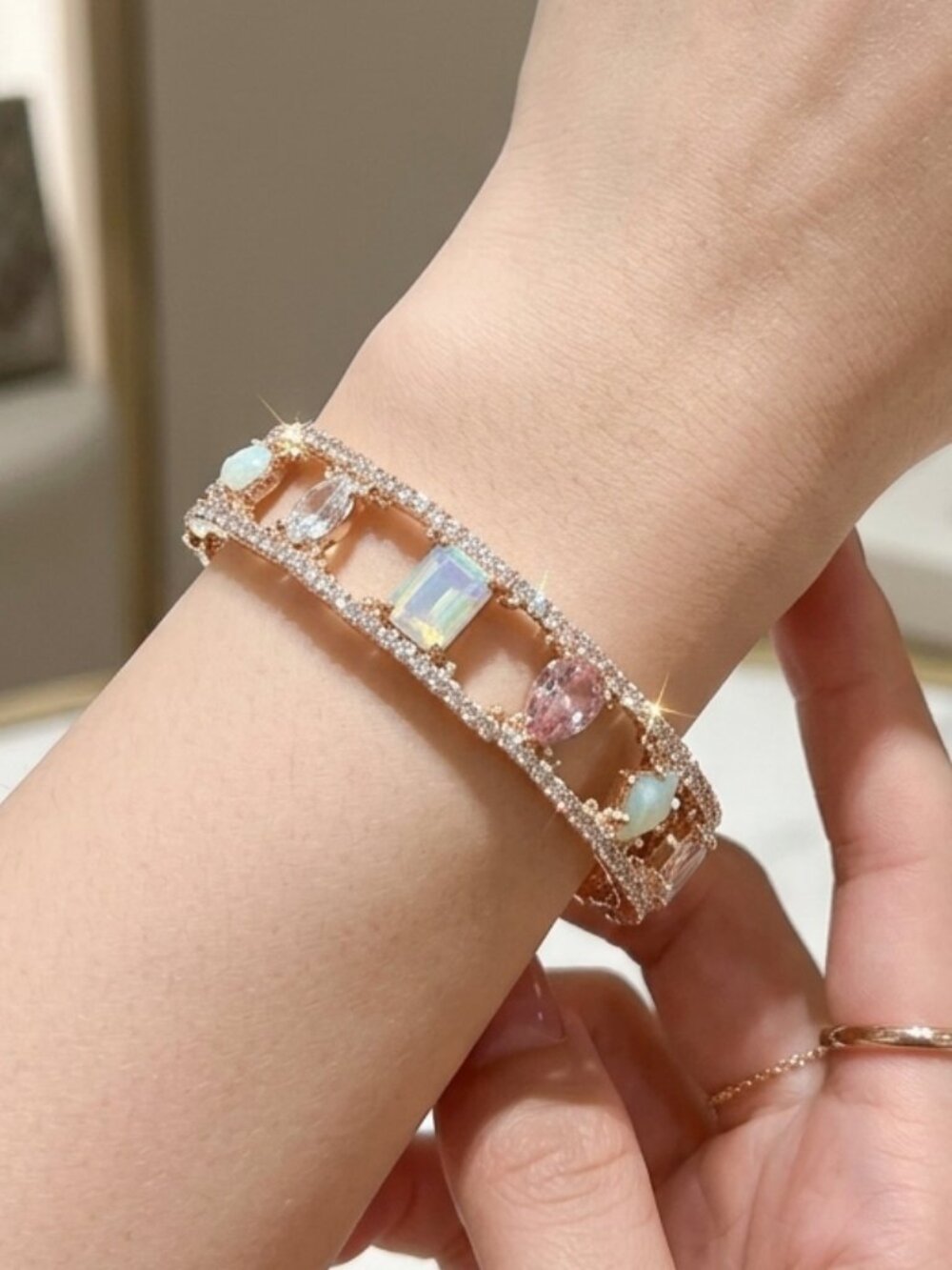 💎Prismatic Radiance: Pastel Gem & Pavé Rhinestone Statement Stretch Bangle💎